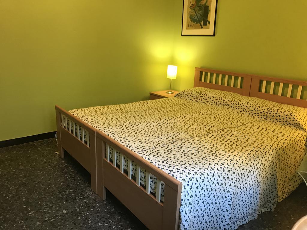 كالياري B&B In Centro المظهر الخارجي الصورة